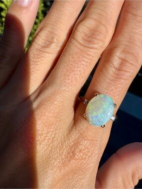 Vintage 14K Gold Australian Opal & Natural Diamond Ring Size 6.5